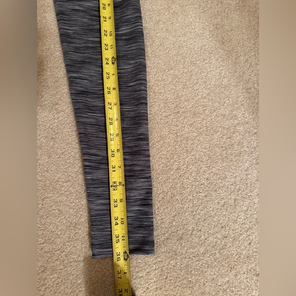 NWT Tek Gear Leggings Gray Patterned Size Small - Picture 5 of 6